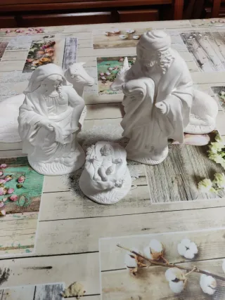 Nacimiento de Escayola.(San José mide 19cm).