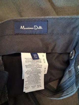 Traje y camisa Massimo Dutti