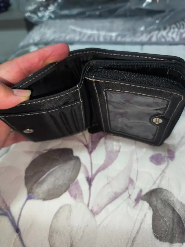 Monedero mujer negro y rosa