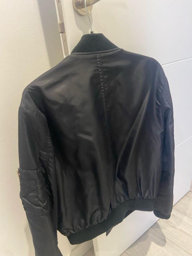 Bomber Zara Negra Talla M