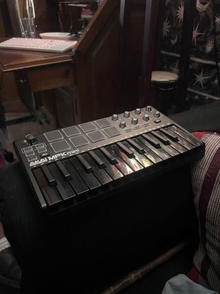 Akai MPK Mini