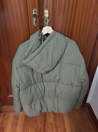 Abrigo Karl Kani verde oliva