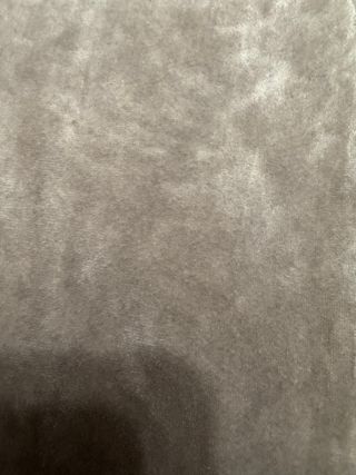 Colcha Cama 1.50 Beige y Dorado la manta no esta i