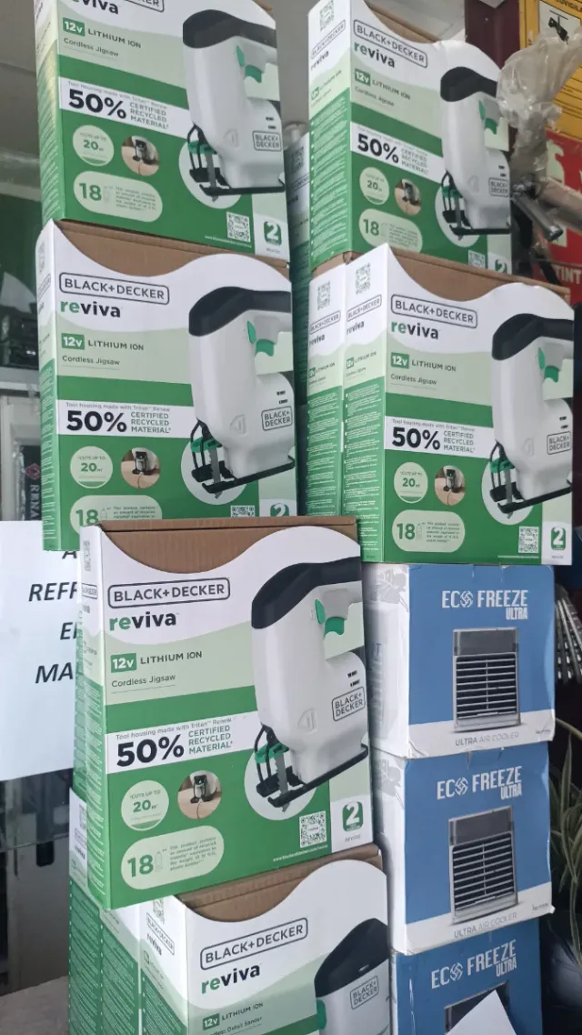 Sierra Eléctrica Black+Decker Reviva 12V