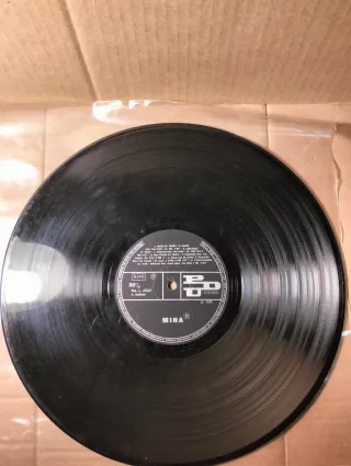 Disco vinile LP 33 giri - Mina (no fodera)