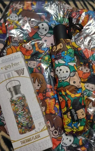 Set 3 pezzi Harry Potter: thermo flask  ombrello