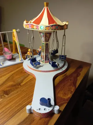 Tiovivo Playmobil con altalene