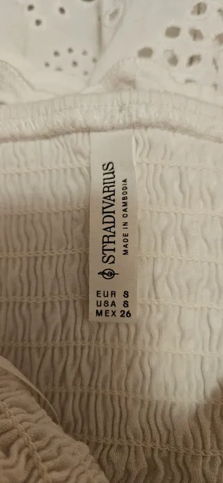 Blusa sin mangas con bordado