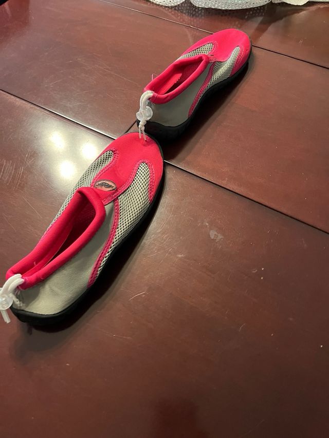 Cangrejeras rosas y grises