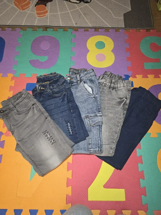 Pantalones vaqueros niño Talla 5-6