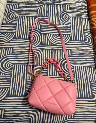 Bolso rosa Lola Casademunt acolchado