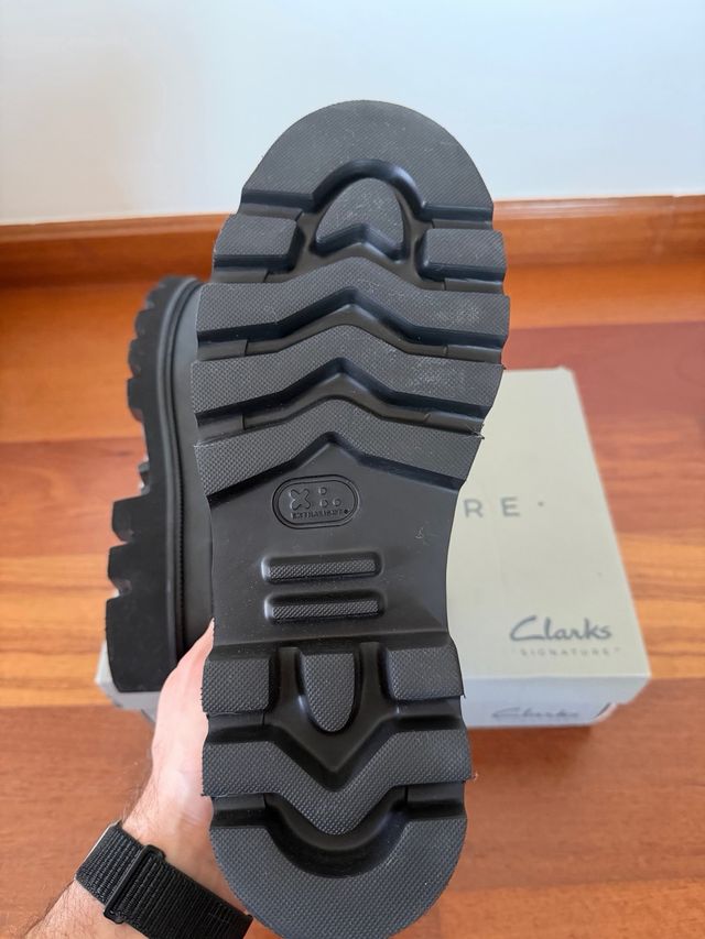 Zapatos Clarks Negros Hombre