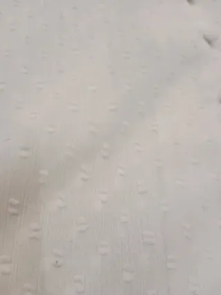 Camisa blanca con botones