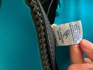 Traje de surf Seland azul y negro