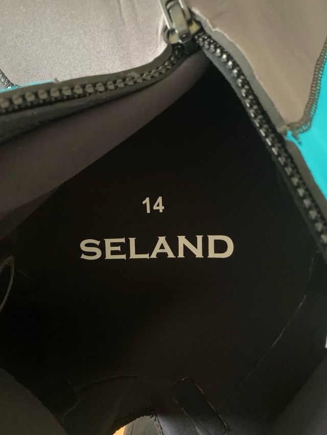 Traje de surf Seland azul y negro