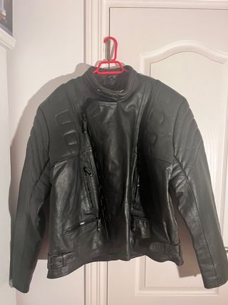 Chaqueta de cuero Ami Paris Negra