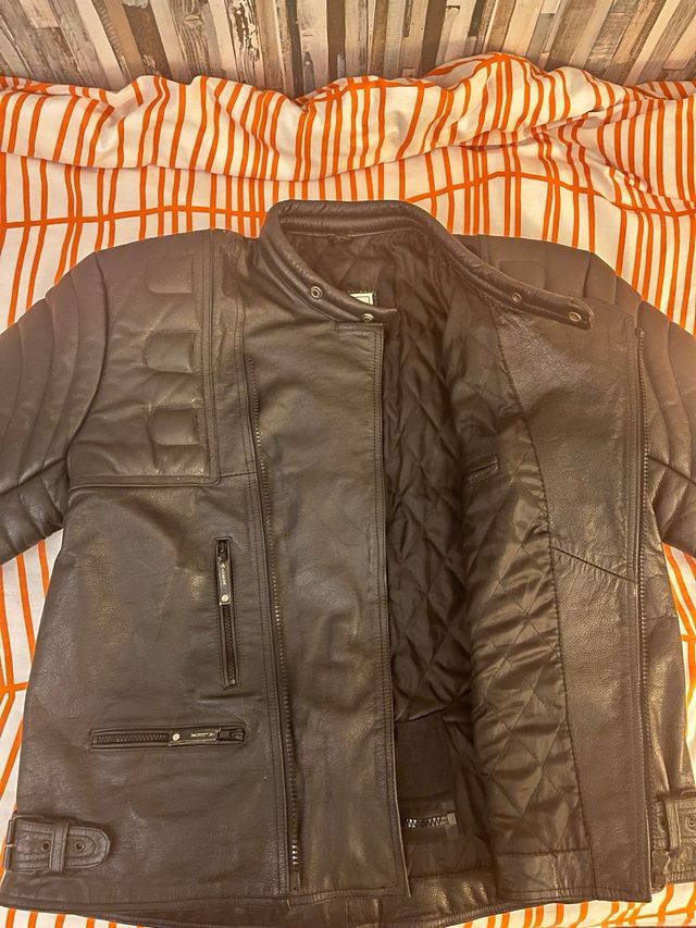 Chaqueta de cuero Ami Paris Negra