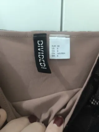 Vestido de fiesta negro con encaje