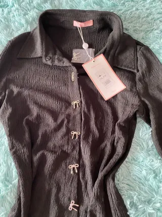 Vestido negro largo con botones