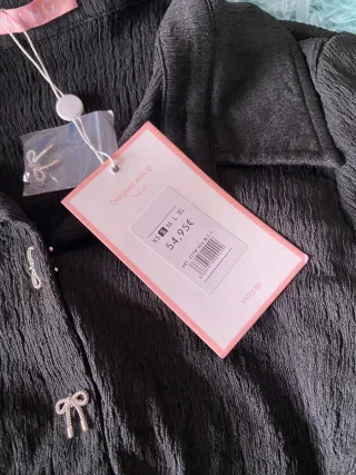 Vestido negro largo con botones