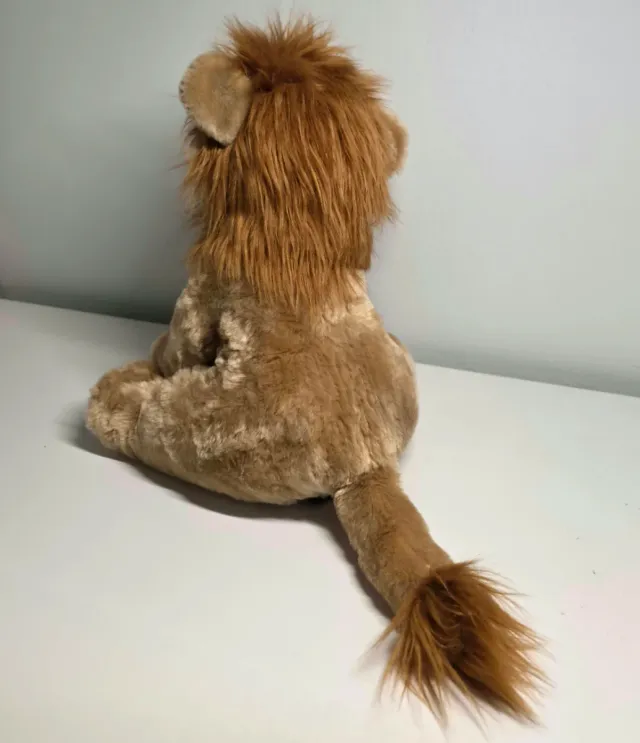 Peluche León Ravensden