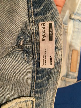 Pantalón vaquero ancho con goma