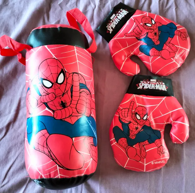 Saco y guantes boxeo Spiderman infantil