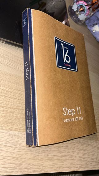 Libro de inglés academia number 16 step 11