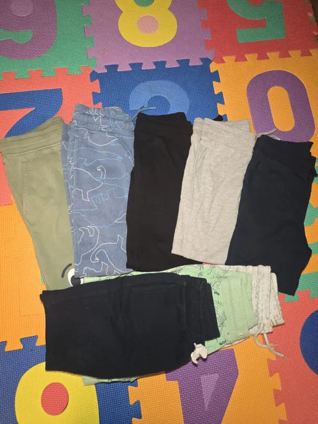 Pantalones chándal niño 5-6 años