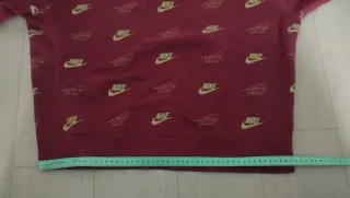 Sudadera Nike granate con logo repetido