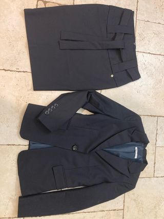 Tailleur nero con gonna elasticizzato