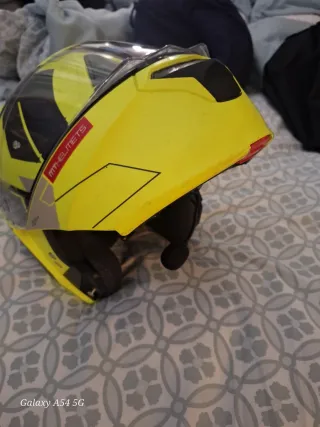 Casco modular MT con intercomunicador