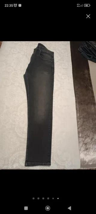 Pantalón vaquero Sfera gris hombre