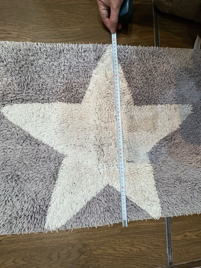 Tappeto da bagno con stella grigia