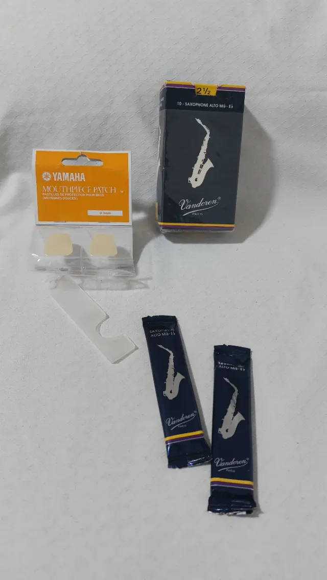 2 cañas Vandoren para saxo alto