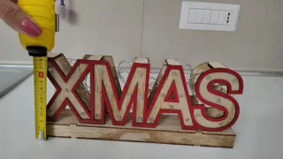 Scritta Luminosa XMAS in Legno