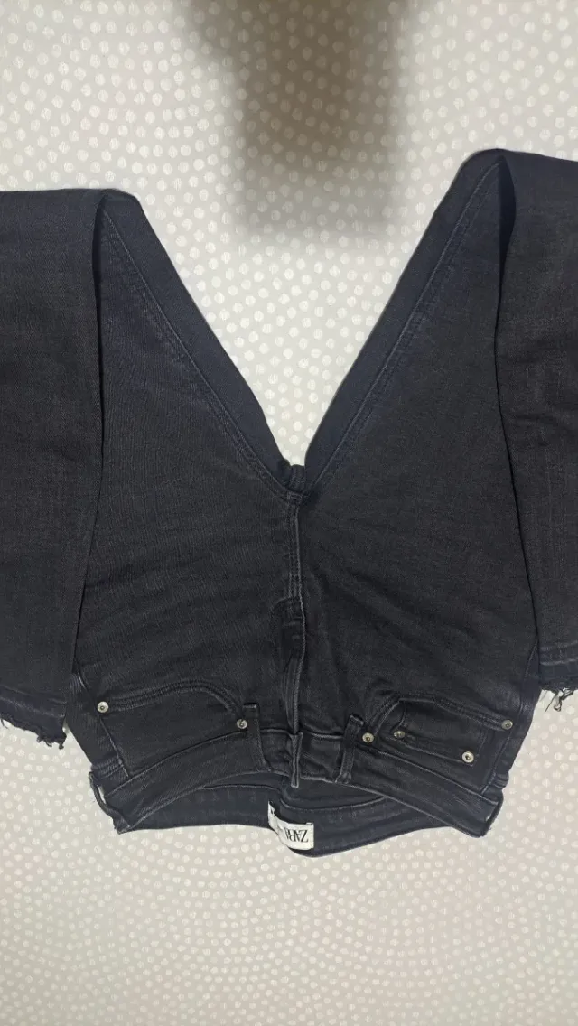 Pantalón vaquero negro Zara Talla 38