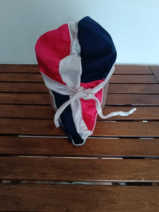 Chapéu Festivo Tricolor