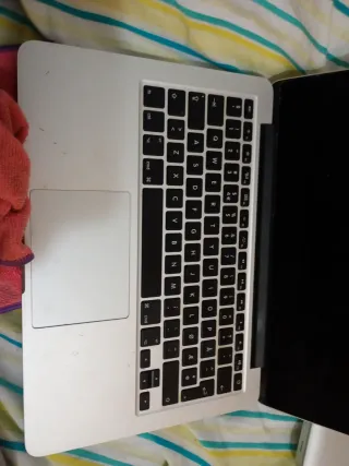 Ordenador Apple Plata para piezas no encende