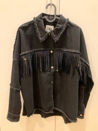 Chaqueta Zara Negra Flecos y Brillantes