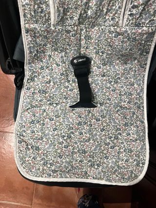 Colchoneta funda silla flores Inés azul