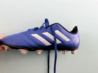 Botas de fútbol Adidas azules / talla 38,5