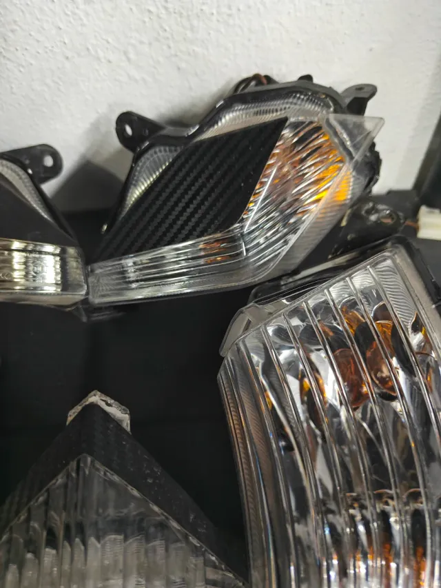 Yamaha Tmax 530 Orginal  intermitentes/luz freno