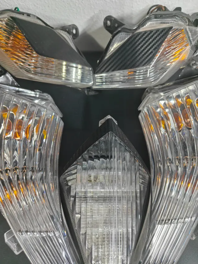 Yamaha Tmax 530 Orginal  intermitentes/luz freno