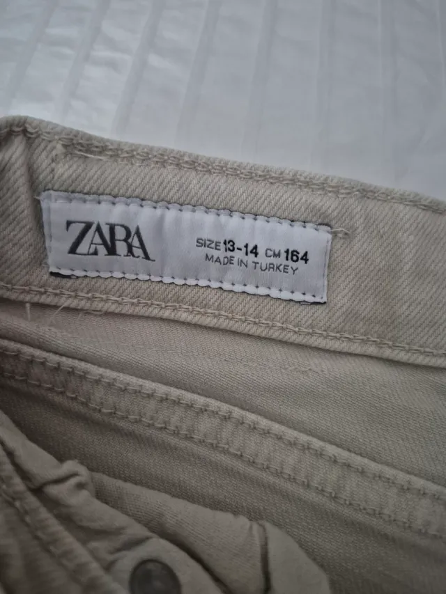 Pantalones cargo Zara beige talla 13-14