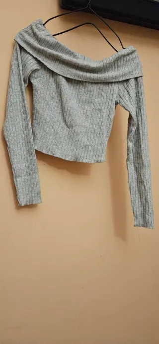 Jersey gris sin hombros talla única