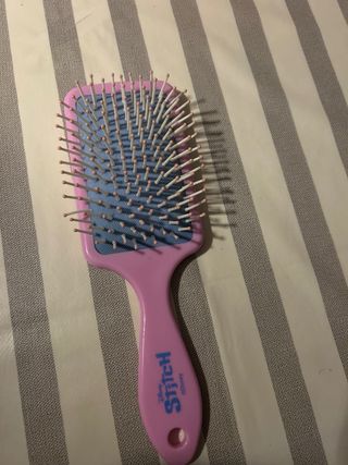 Spazzola per capelli Stitch