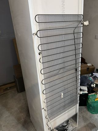 Nevera blanca en Calpe