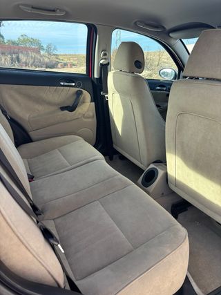 Alfa Romeo 147 120cv 2008 125.000km recien pintado