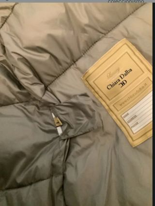 Abrigo acolchado gris